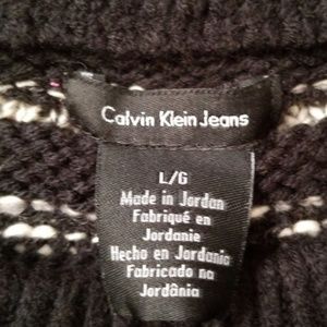 Calvin Klein Sweaters - Calvin Klein Black & White Cozy knitted Sweater I4 Calvin Klein Sweaters - Calvin Klein Black & White Cozy knitted Sweater I4